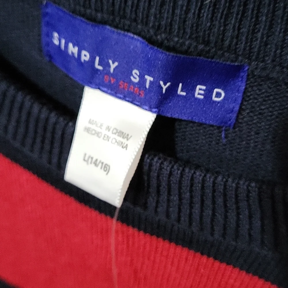 Sweater - Picture 3 of 3